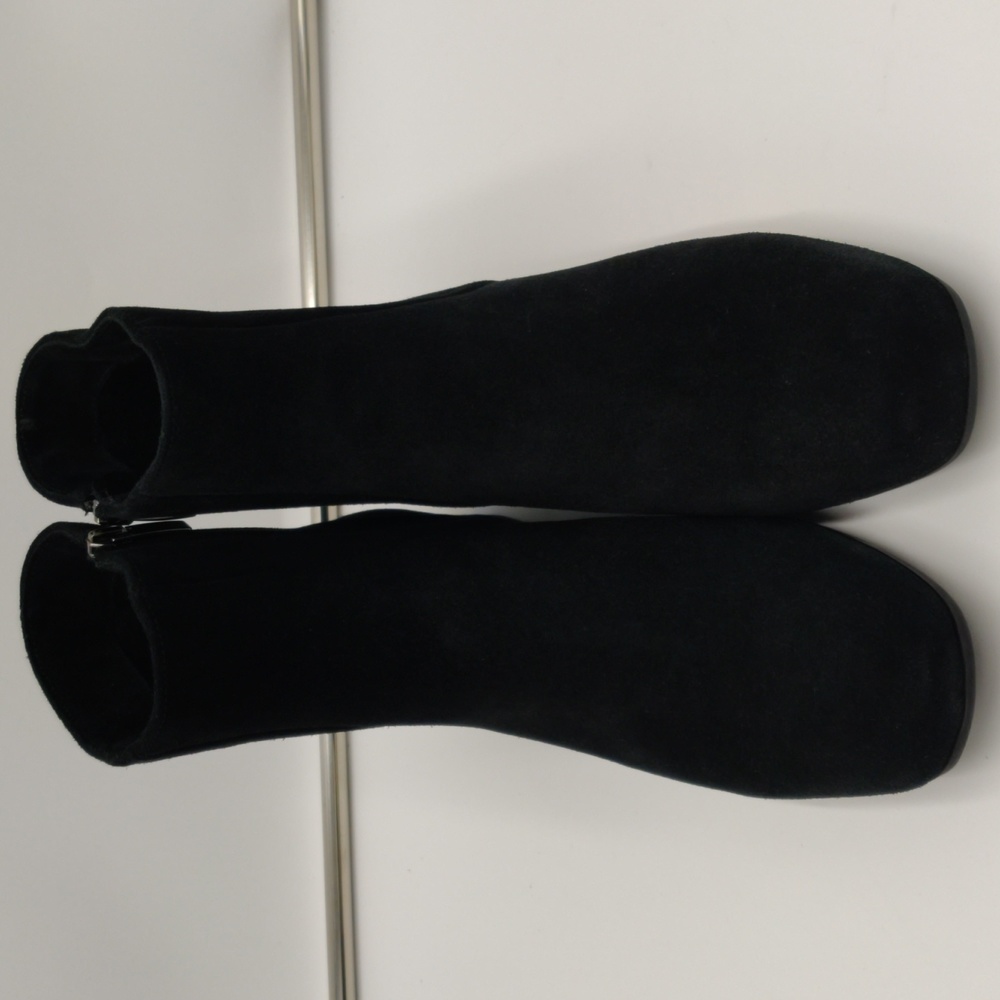 Women's La Canadienne Jillian Black Suede 9.5 M